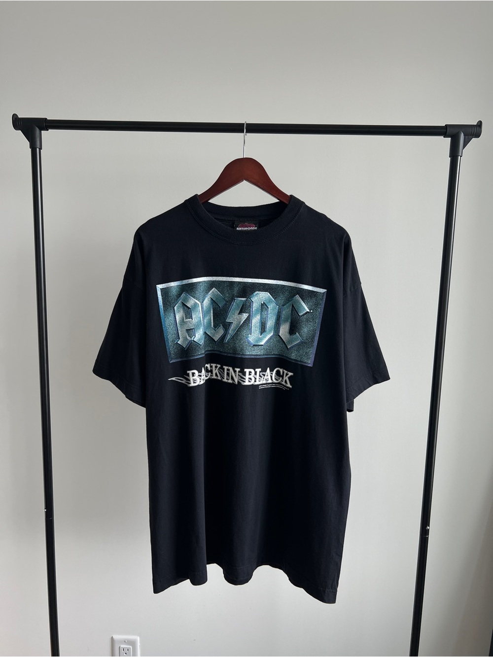 2001 AC/DC BACK IN BLACK TEE
